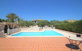 Chalet Casaturis Para Disfrutar Con Piscina Privada En San Vicente Del Raspeig Ch101